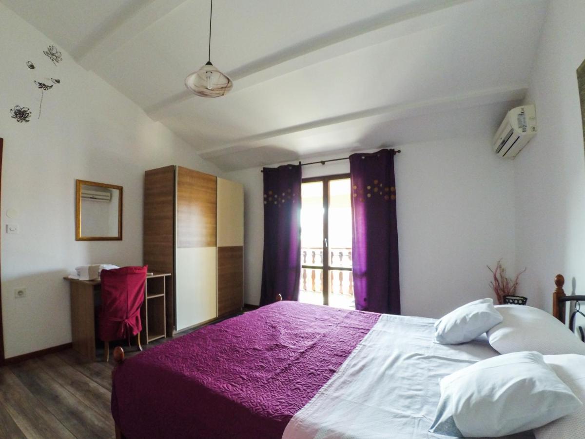 Apartment Exclusive Annex Ровин Екстериор снимка