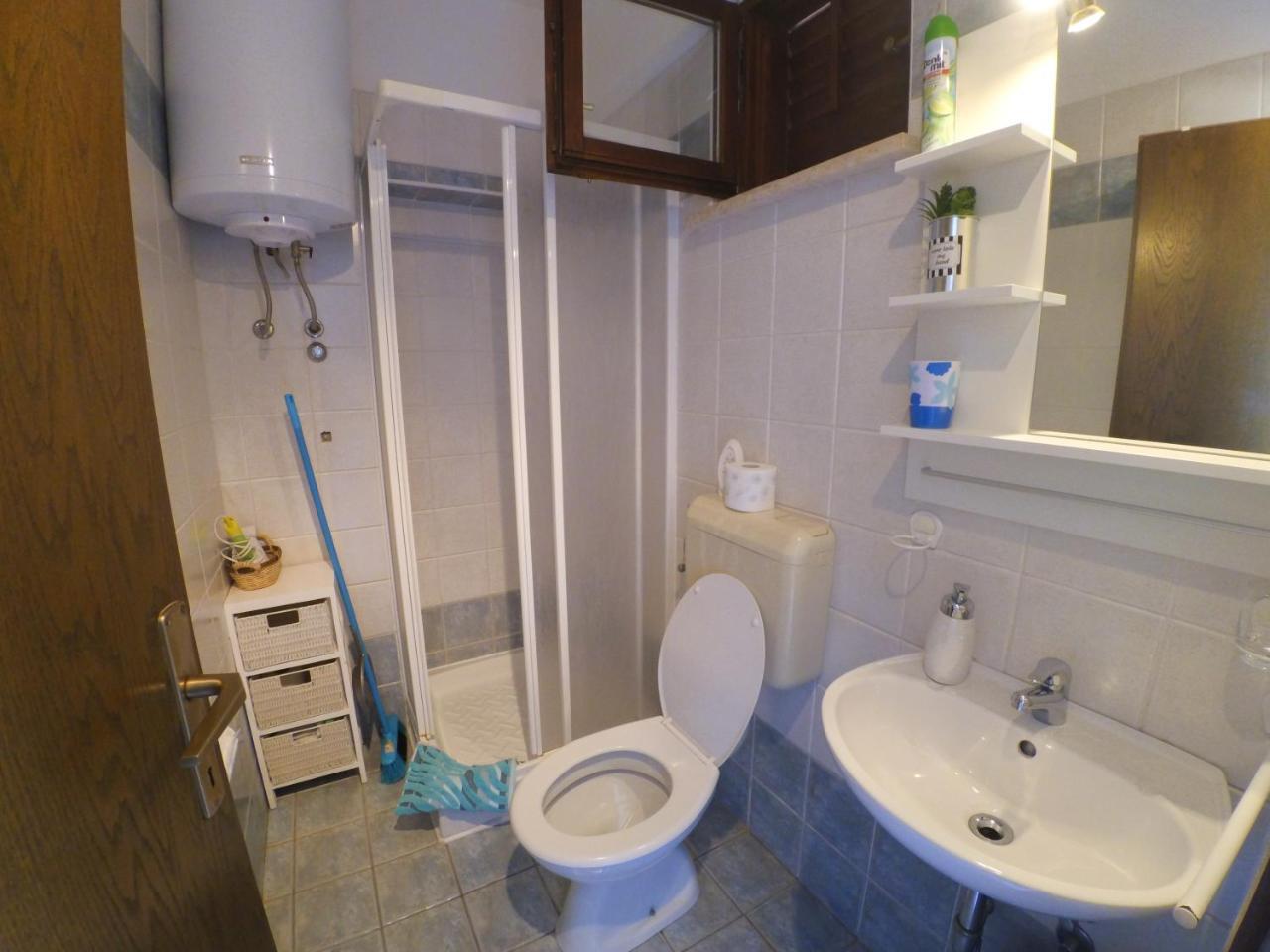 Apartment Exclusive Annex Ровин Екстериор снимка